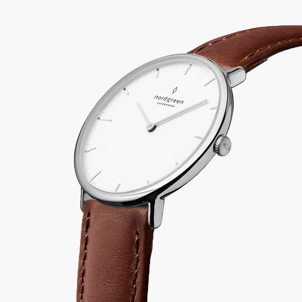 Classic Leather Strap Watch – Brown